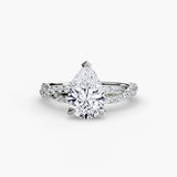 The Twisted Pavé Solitaire