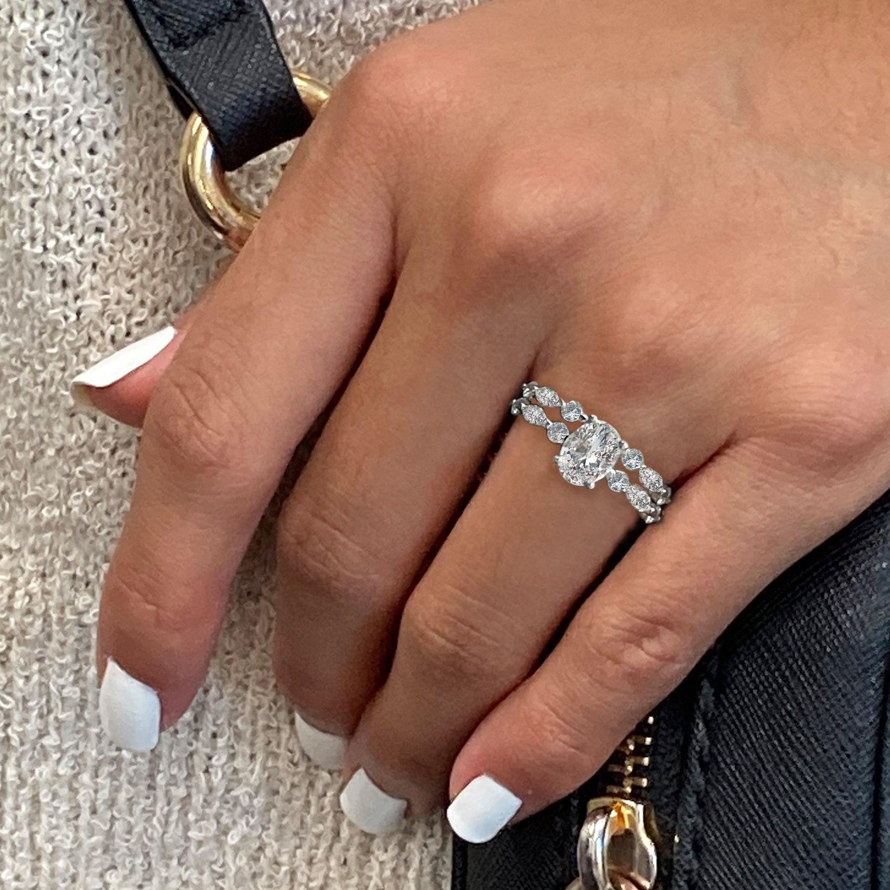 lab grown diamond engagement rings