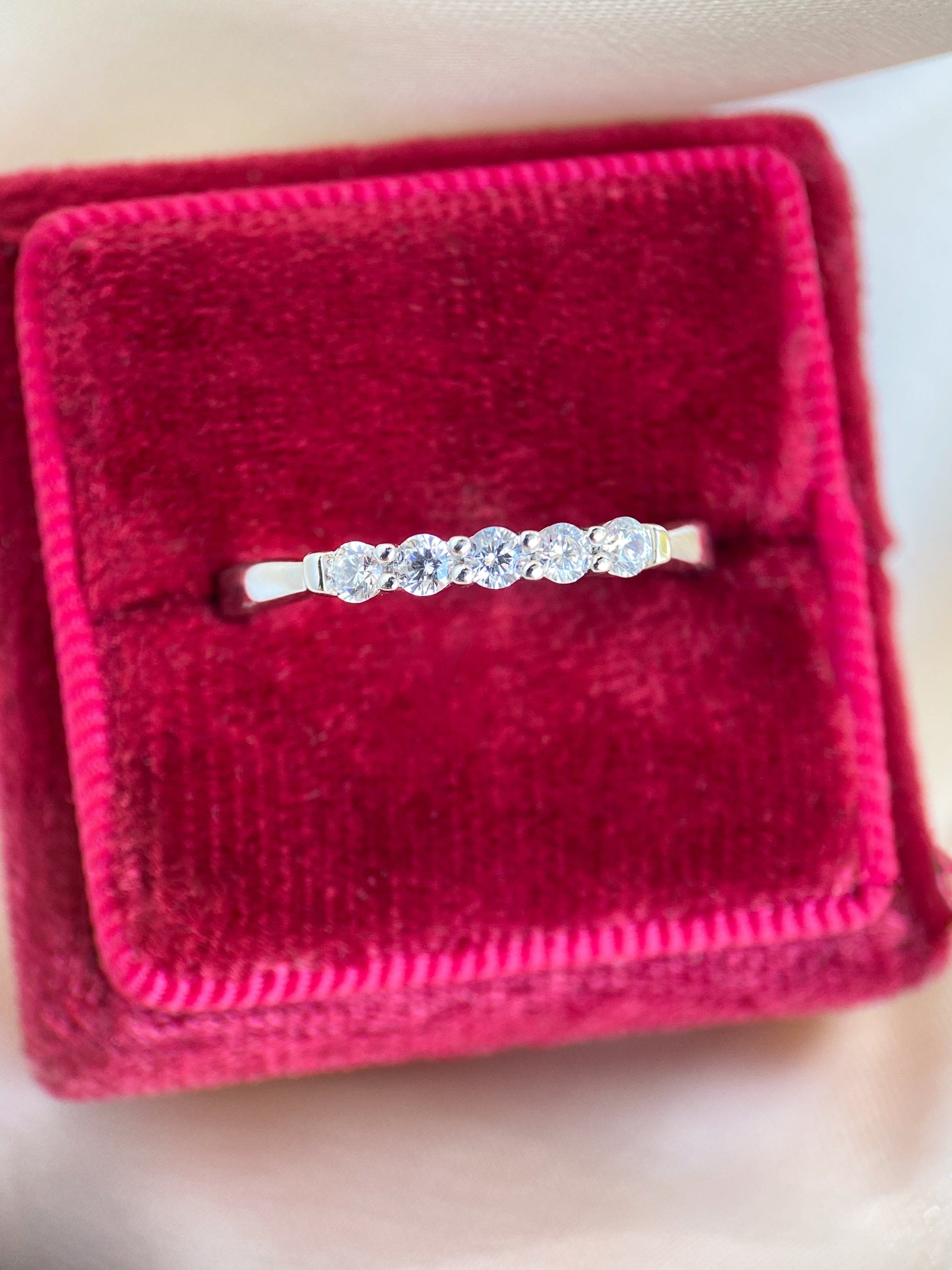 BW James Jewelers Diamond Wedding Band Double Prong Set 5 Diamond Wedding Band (S)