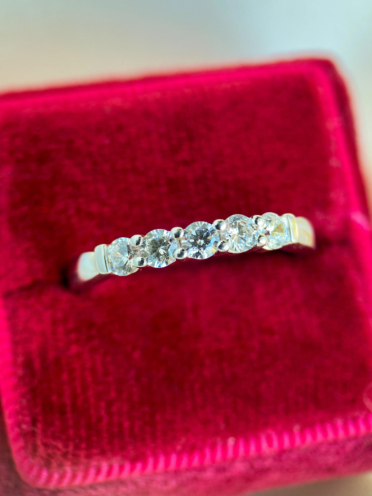 BW James Jewelers Double Prong Set 5 Diamond Wedding Band (M)