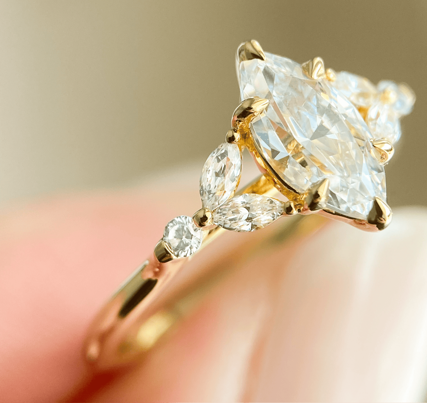 BW James Jewelers ring Completed Ring (United States Size 3.50)