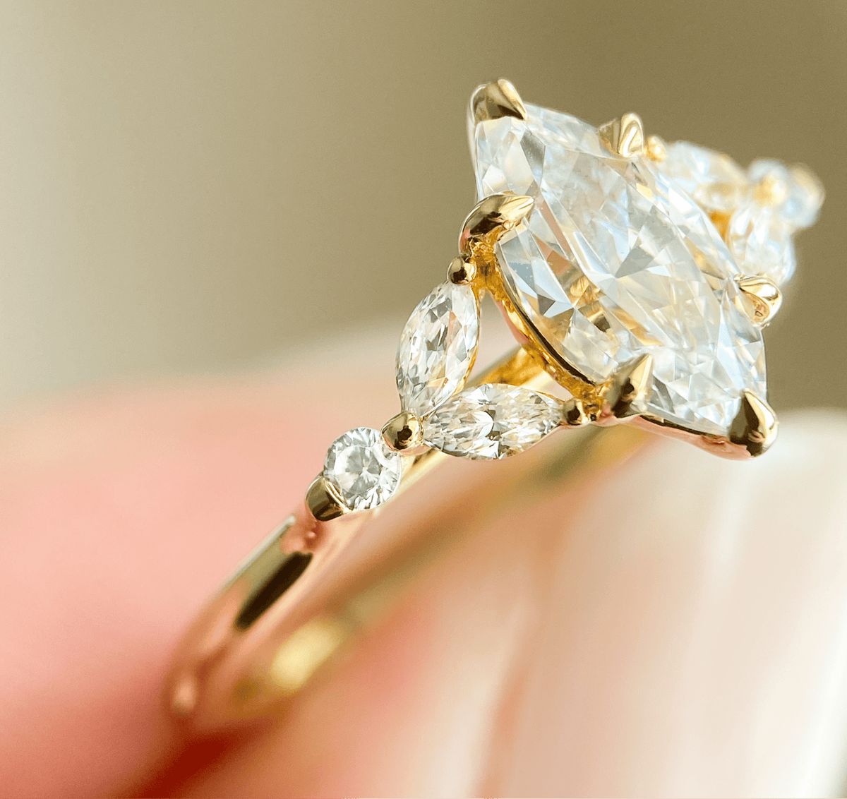 BW James Jewelers ring Completed Ring (United States Size 7.50)