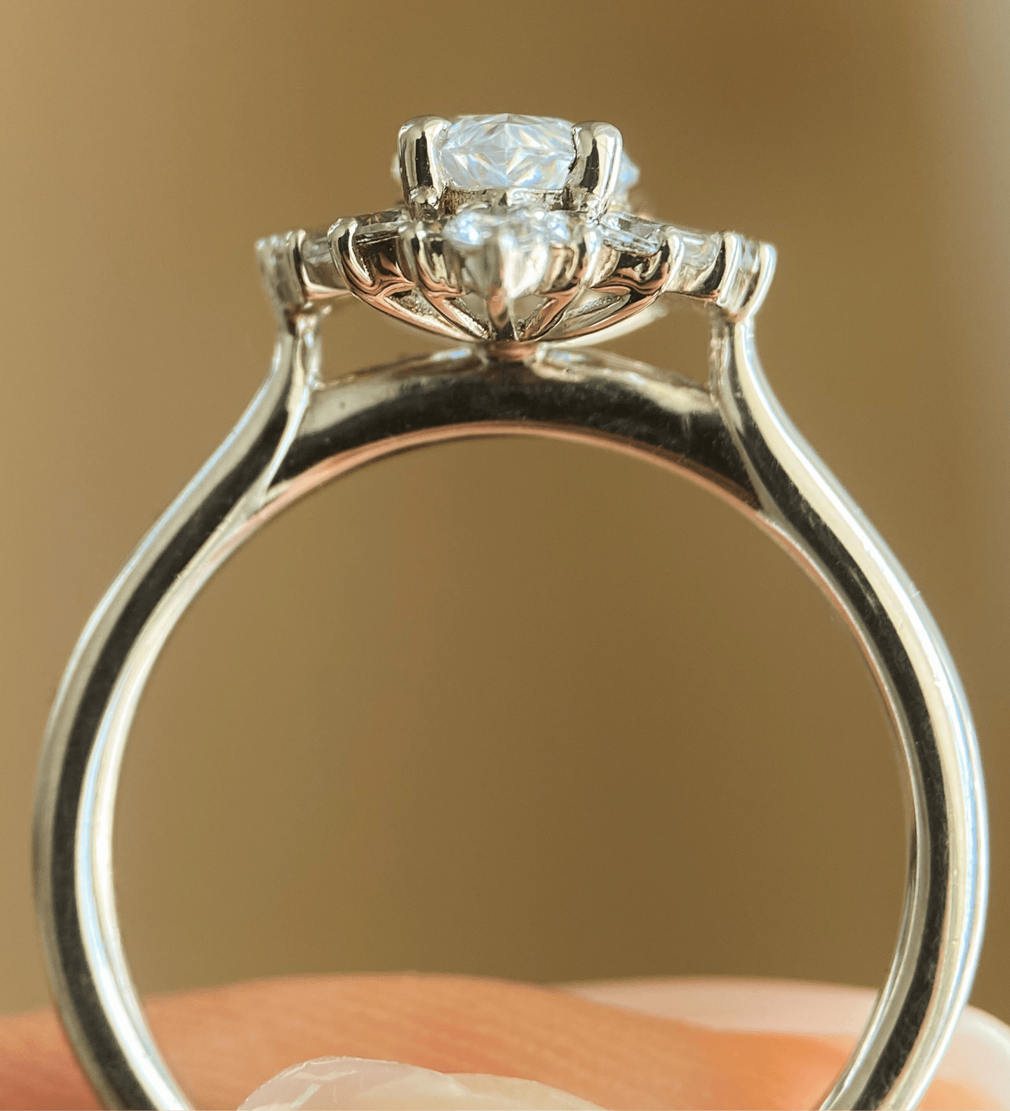 BW James Jewelers Signature Ballerina Halo