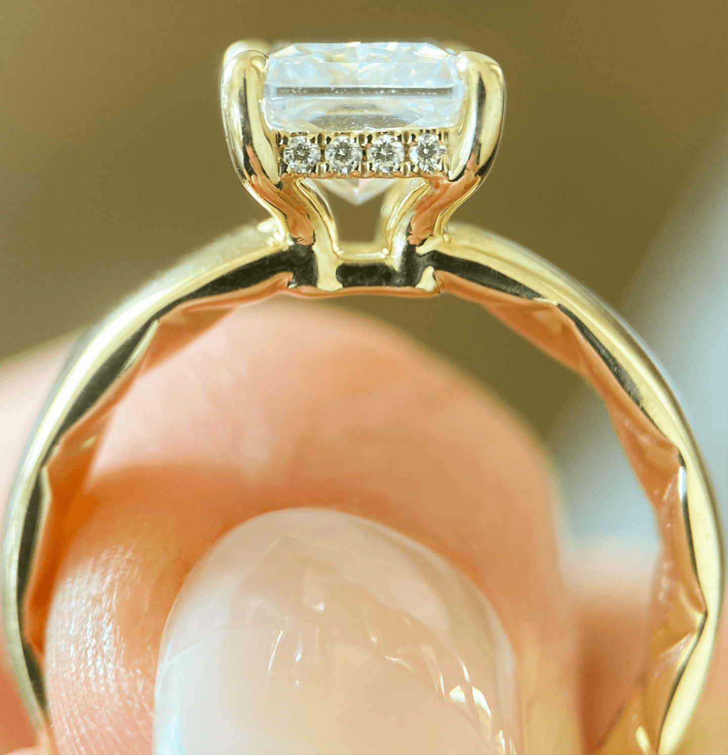BW James Jewelers Signature Hidden Halo Wide Band