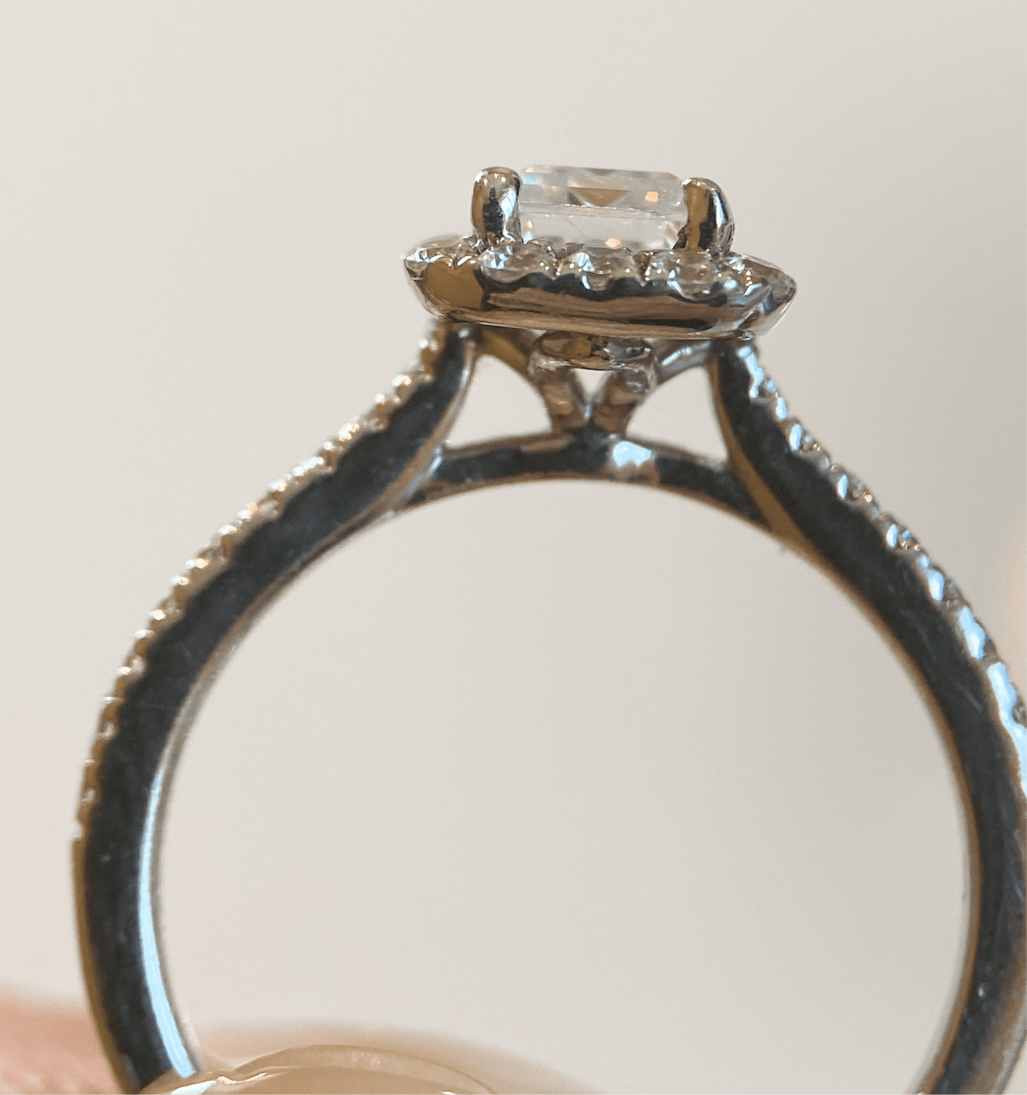 BW James Jewelers Signature Pavé Halo