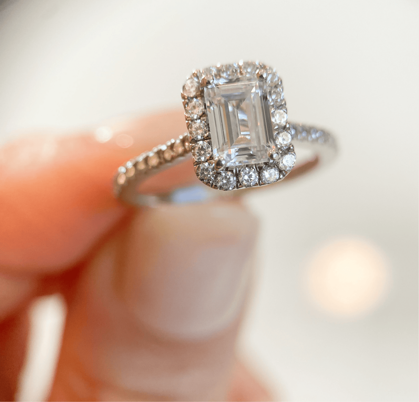 BW James Jewelers Signature Pavé Halo