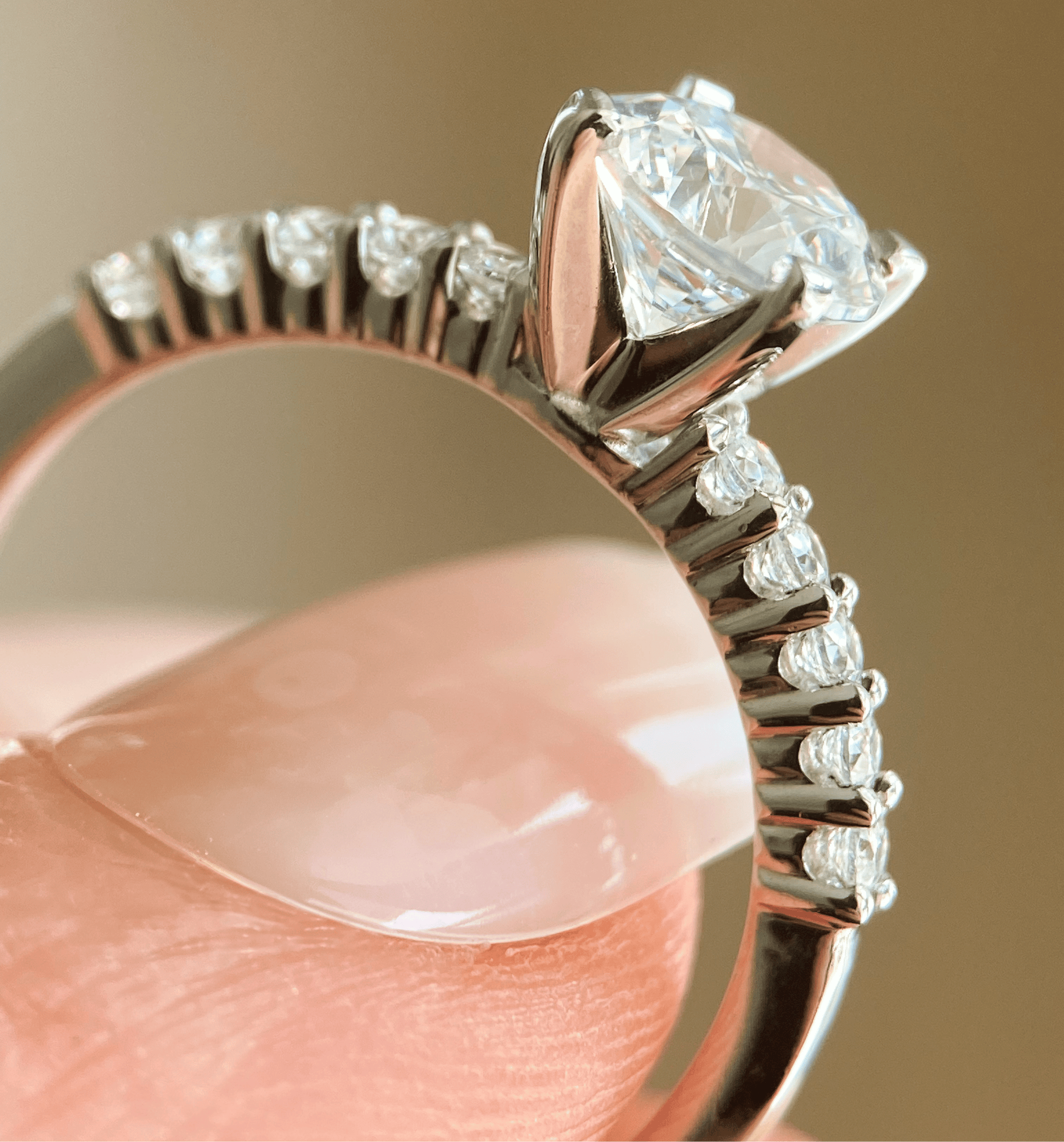 BW James Jewelers Signature Prong Set
