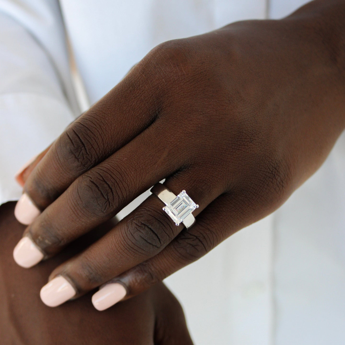 BW James Jewelers Signature Thick Band Solitaire