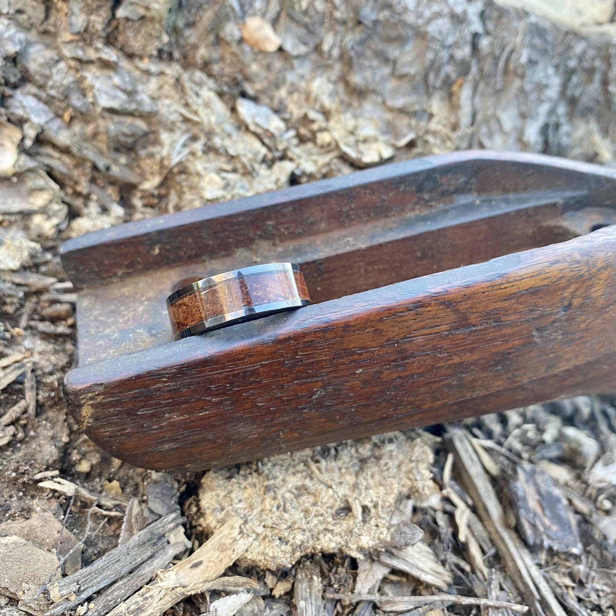 BW James Jewelers ALT Wedding Band "The Thompson" 100% USA Made Black Ceramic Ring With Wood From A Thompson M1A1 Firearm